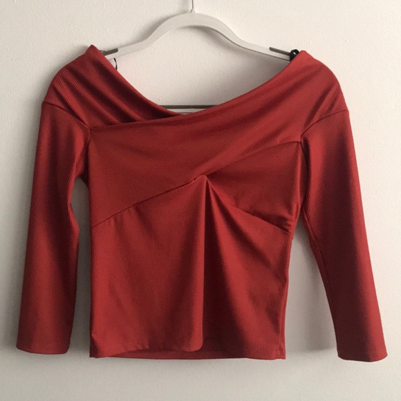 Off the shoulder top - Picture 1 of 2